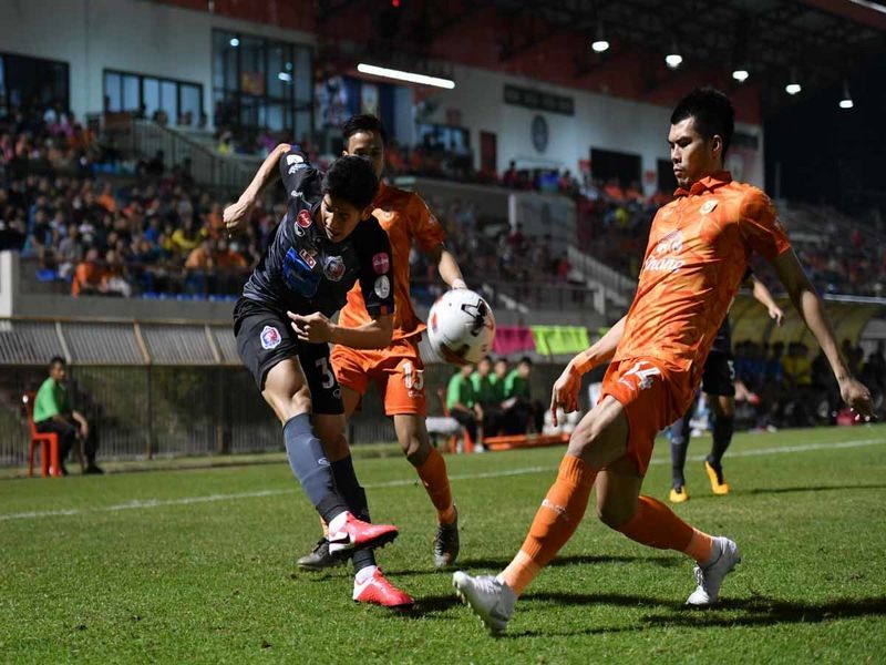 Giải Ngoại hạng Thái còn được gọi là Thai League 1 Giải Ngoại hạng Thái còn được gọi là Thai League 1