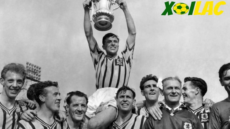 Aston Villa là câu lạc bộ lâu đời nhất nước Anh Aston Villa là câu lạc bộ lâu đời nhất nước Anh