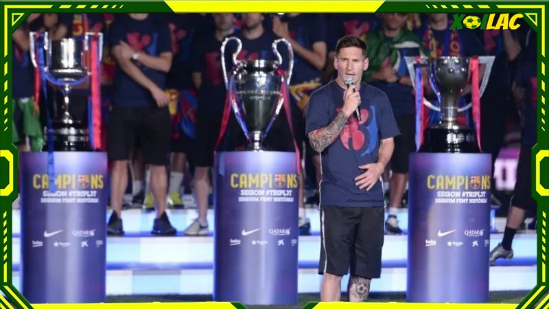 Messi bên cạnh cú Triplet của Barcelona Messi bên cạnh cú Triplet của Barcelona