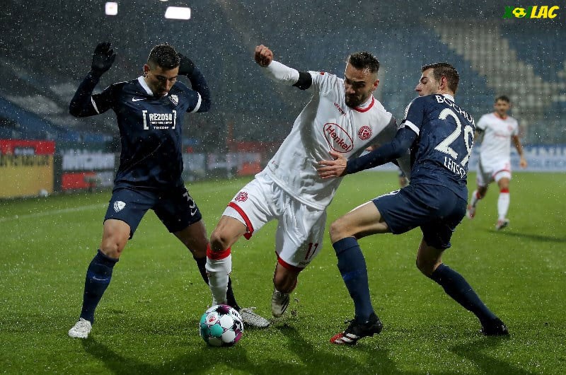 Bochum sẽ đối đầu với Dusseldorf tại Playoff Bundesliga Bochum sẽ đối đầu với Dusseldorf tại Playoff Bundesliga