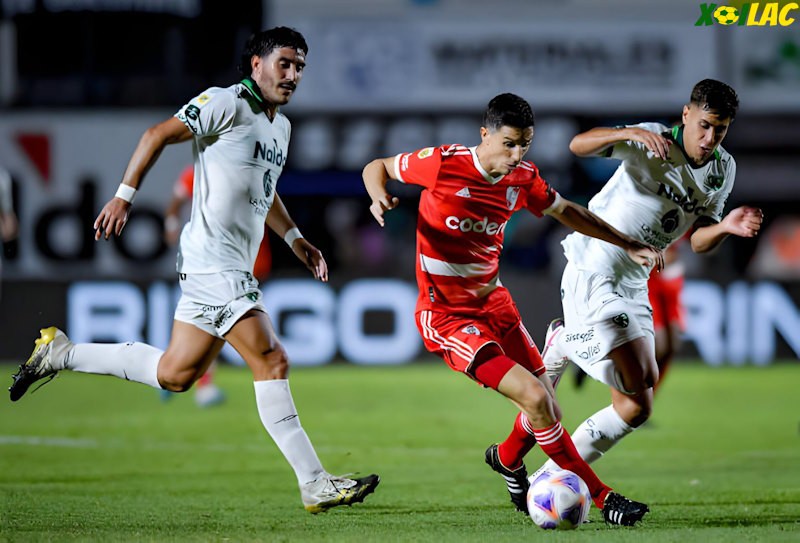 River Plate sẽ đối đầu với Sarmiento Junin River Plate sẽ đối đầu với Sarmiento Junin