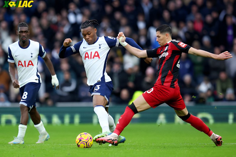 Fulham sẽ đối đầu với Tottenham trên sân nhà tại vòng 29 Ngoại Hạng Anh Fulham sẽ đối đầu với Tottenham trên sân nhà tại vòng 29 Ngoại Hạng Anh